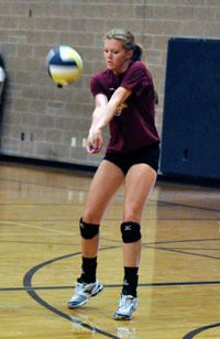 Co-captain Audrey Frolich practices on Wednesday