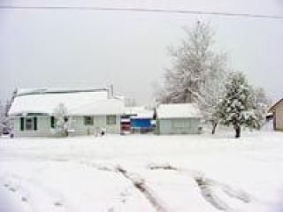 Darrington-area residents woke up to approximately six inches of snow on the ground Jan. 10