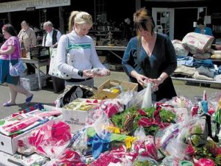Arlington natives Johanna Olsen and Lynn Gray check out Christmas decorations during the off-season.  Olsen claimed that Gray dragged me along