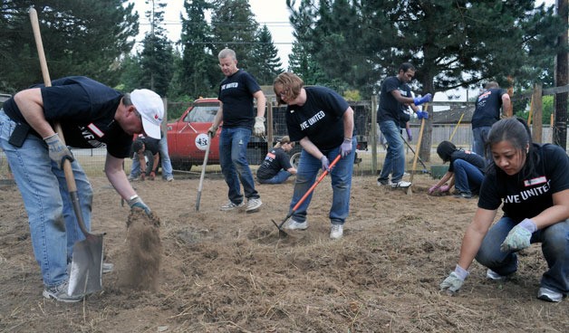 Volunteers from Union Bank and Intermec helped clean up Pinewood Elementary during last year’s Days of Caring.