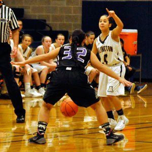 Arlington sophomore guard Serafina Balderas