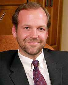 Arlington chiropractor Shawn Gay of Arlington Family Chiropractic was recently honored with two awards.