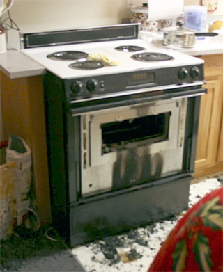 This self-cleaning oven