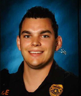Arlington Police School Resource Officer Seth McKinney.