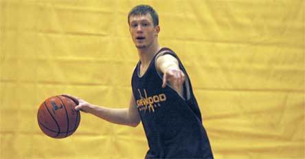 Senior guard Jacob Von Pein directs his teammates in a quick-hit offensive drill.