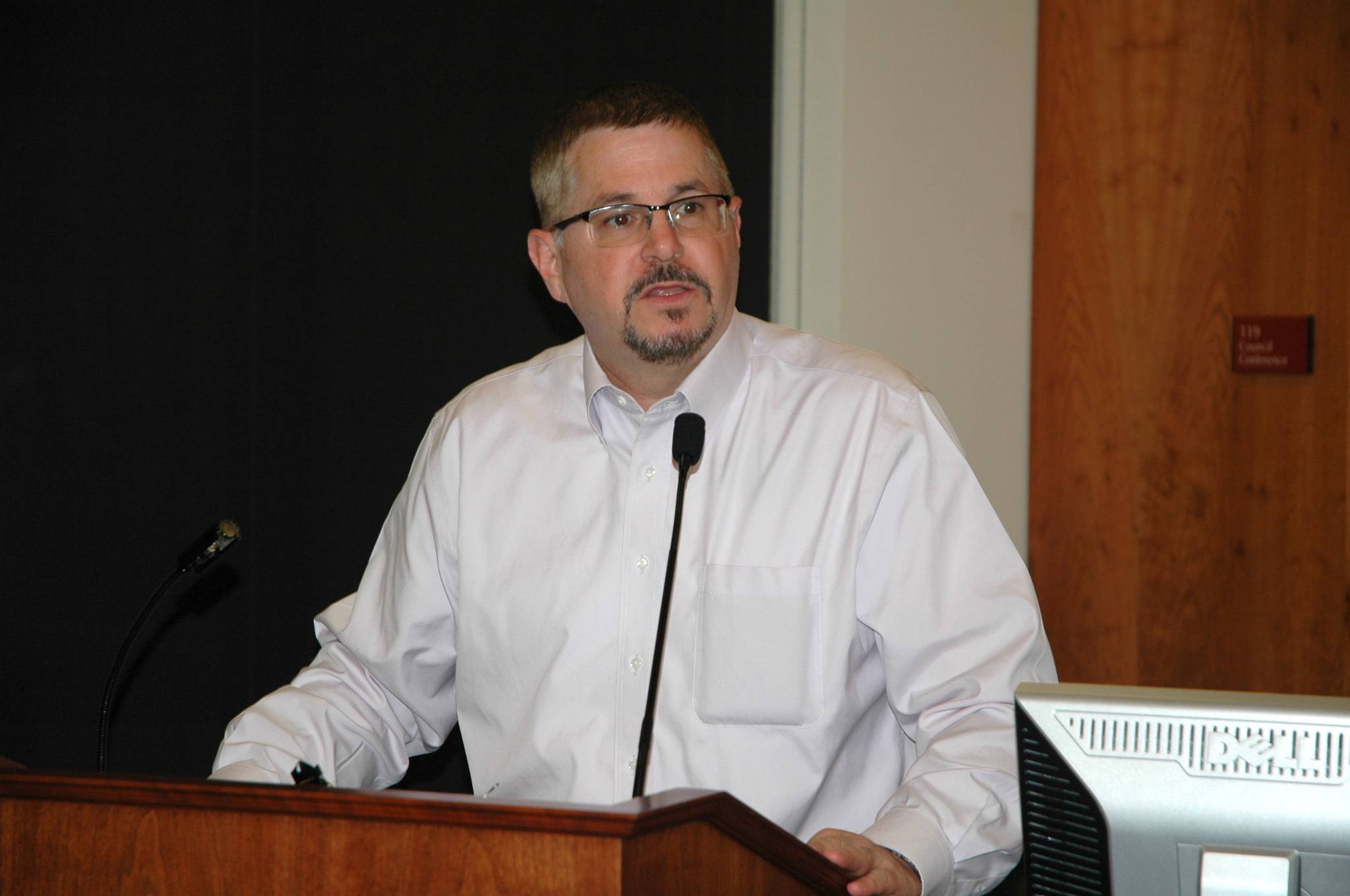 Kirk Boxleitner/Staff PhotoArlington Public Works Director Jim Kelly asks the City Council July 5 to approve switching out the remaining High-Pressure Sodium bulbs in its streetlights for LED.