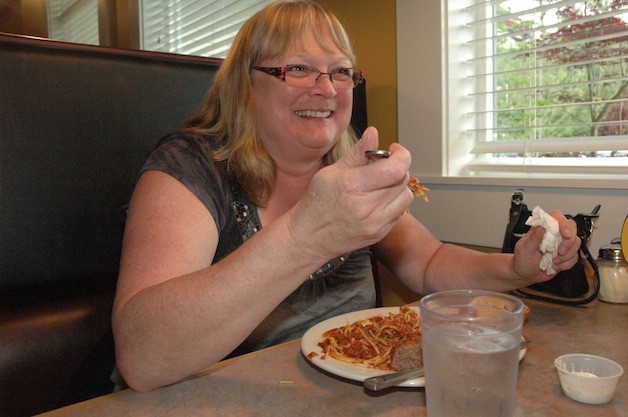 Former Arlington resident Shannon Thomson returns to help support a new playground at Haller Park by dining at Hubb's Pizza & Pasta on May 10.