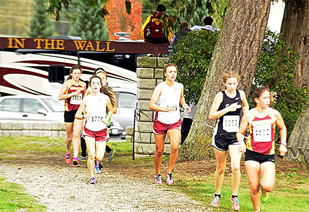 Thousands of runners competed in the Hole in The Wall Invitational Saturday.