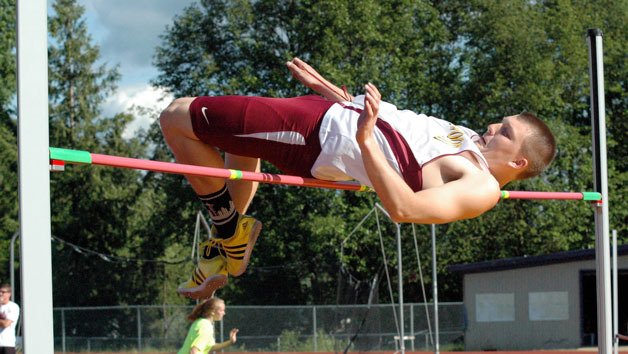 Lakewood’s Justin Peterson competes in the Washington State High School Decathlon and Heptathlon on Friday