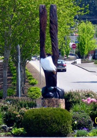 Debbie Andersonâ€™s eagle sculpture now greets visitors to downtown Arlington from the medians of Division Street.
