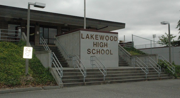 Rather than remodeling the existing Lakewood High School facility