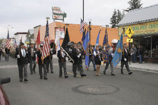 Members of Arlington American Legion Post 76 and Veterans of Foreign Wars Post 1561