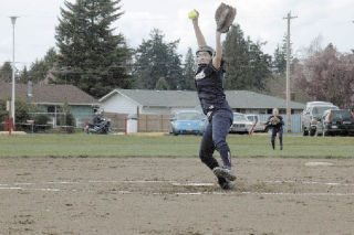 Junior pitcher Christina Rayner struck out six in the Eagles’ loss at M-P. At M-PHS Arlington 0 0 0 0 0 0 0 0 M-P 0 0 0 0 0 0 2 2