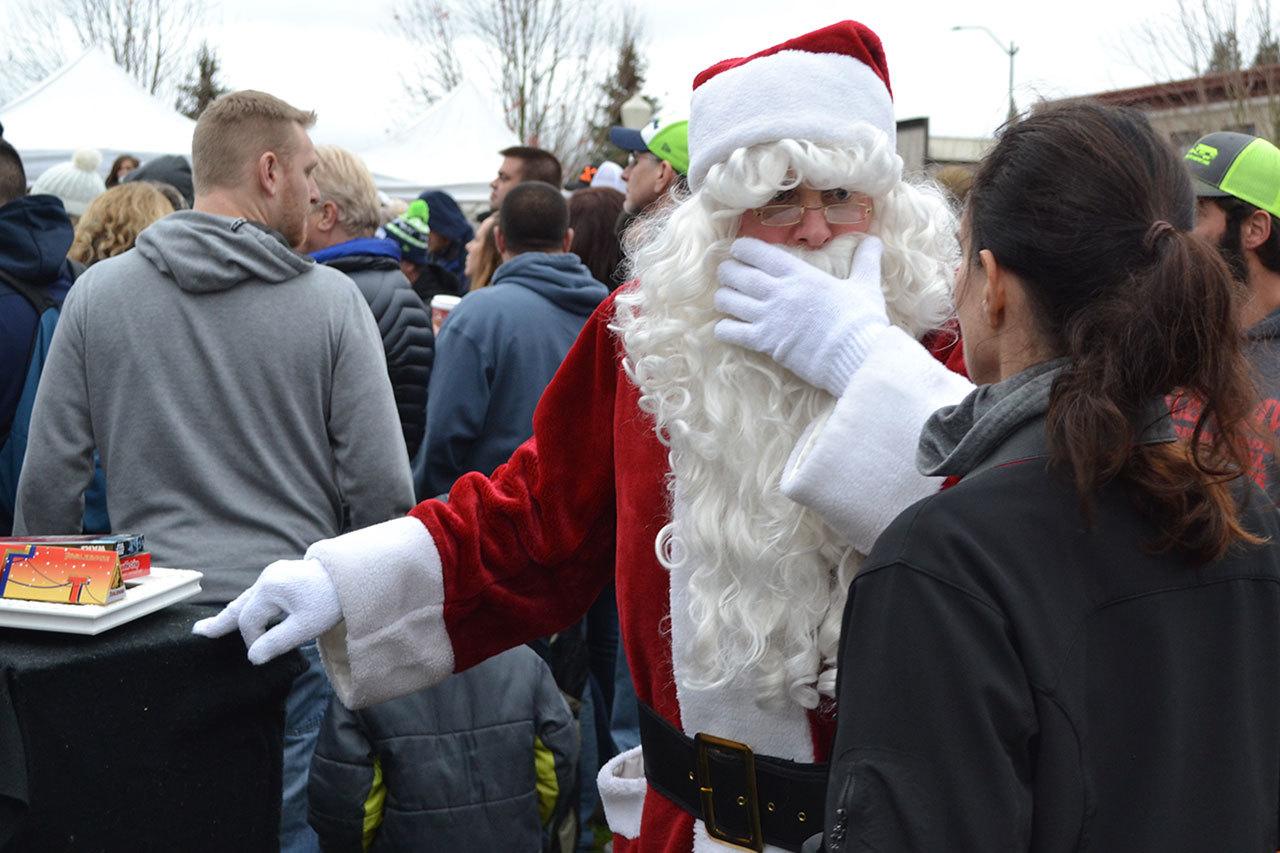 Snowballs fall on Arlington holiday festival