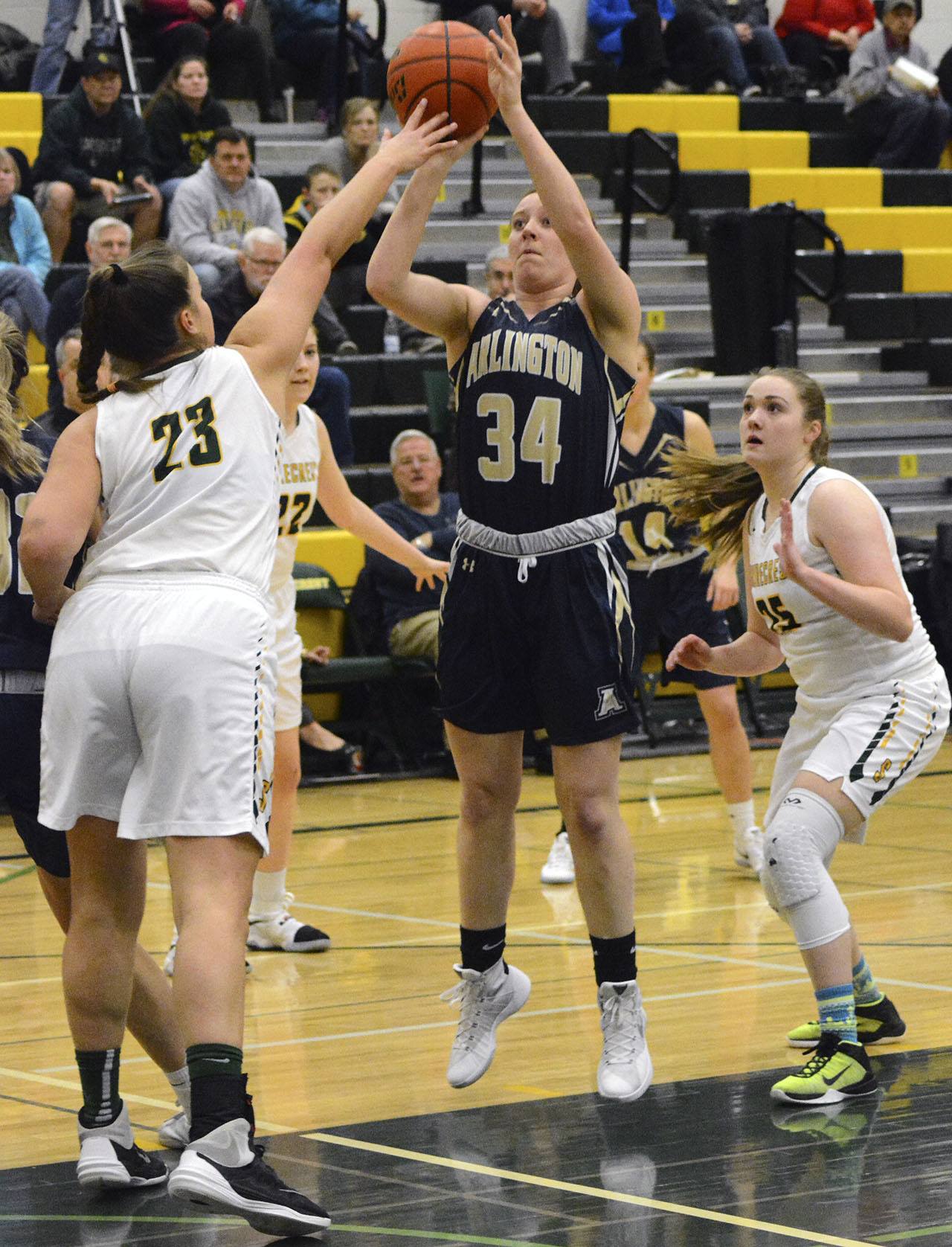 Arlington’s Kelsey Mellick with the jump shot. Brandon Adam/Staff Photo