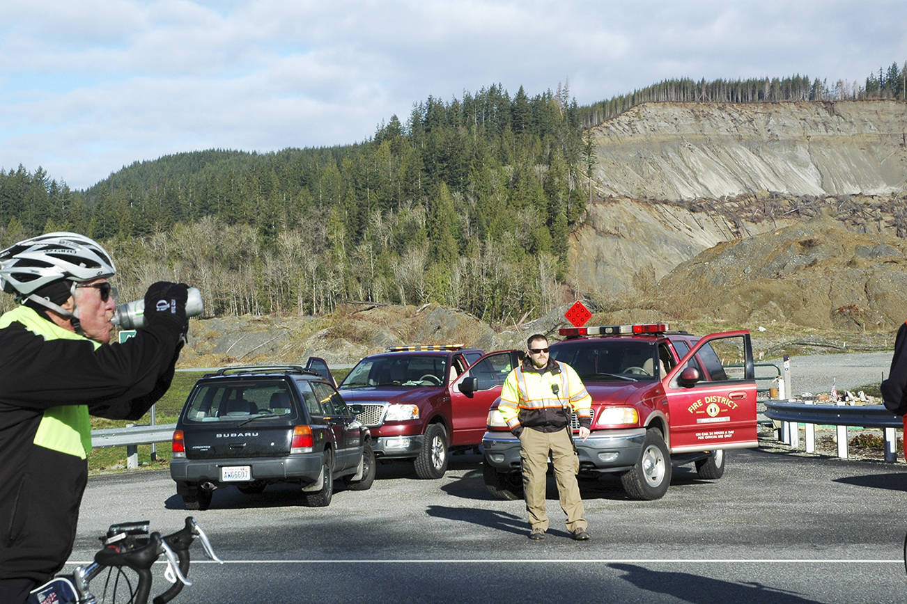 Bicyclists ride to remember victims of deadly Oso landslide
