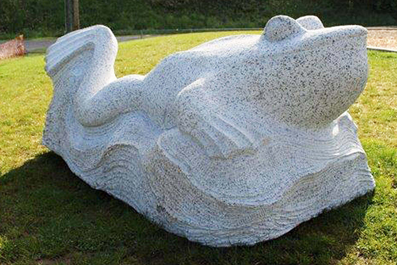 New Haller Park sculpture a frog with no name - can you help?