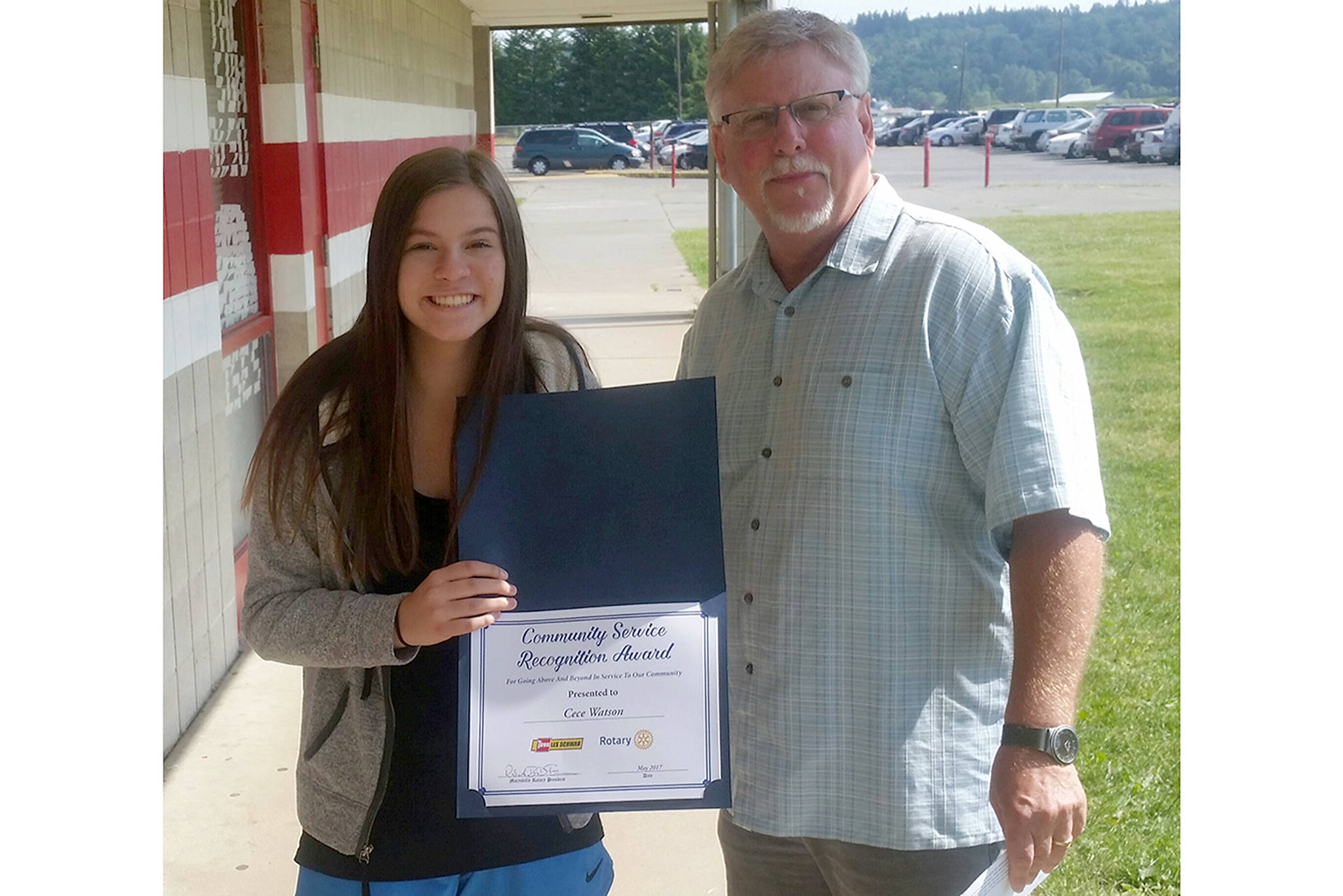 M’ville Rotary honors 3 M-P students for community service