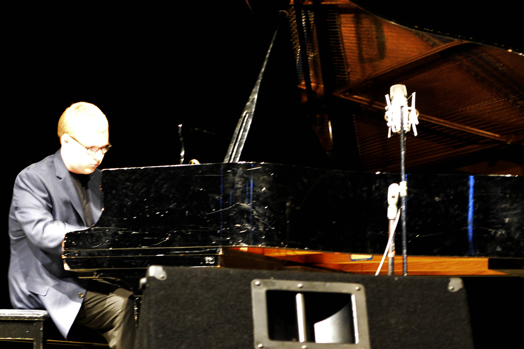 Pianist wins talent contest (slide show)