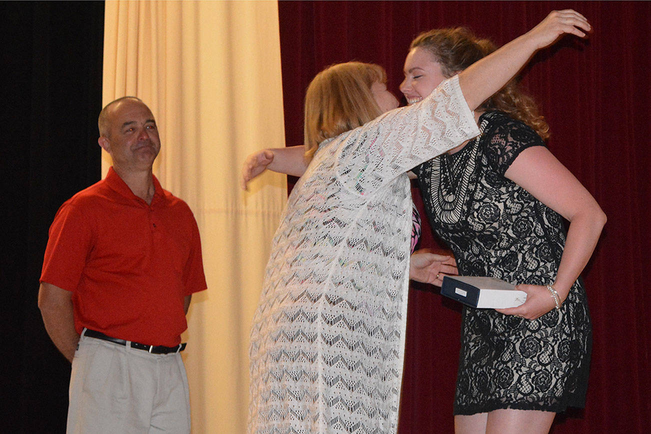 M-P announces award, scholarship winners