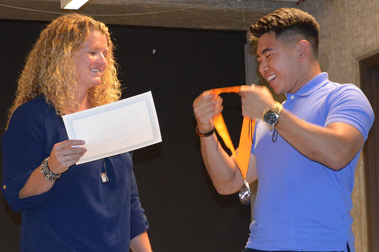 MG hands out awards, scholarships (slide show)