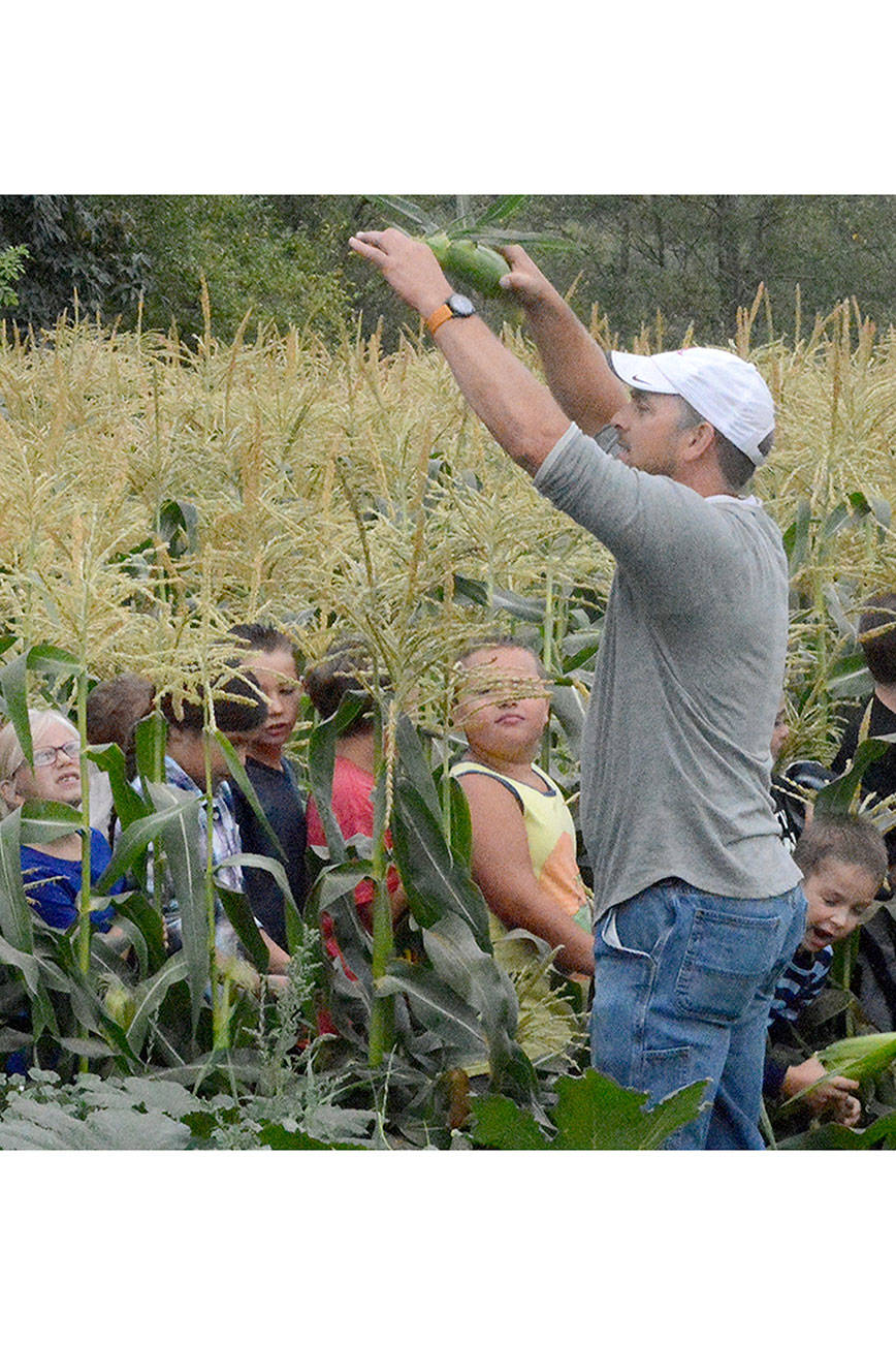 Kids cobble a kernel of knowledge at school’s kickoff