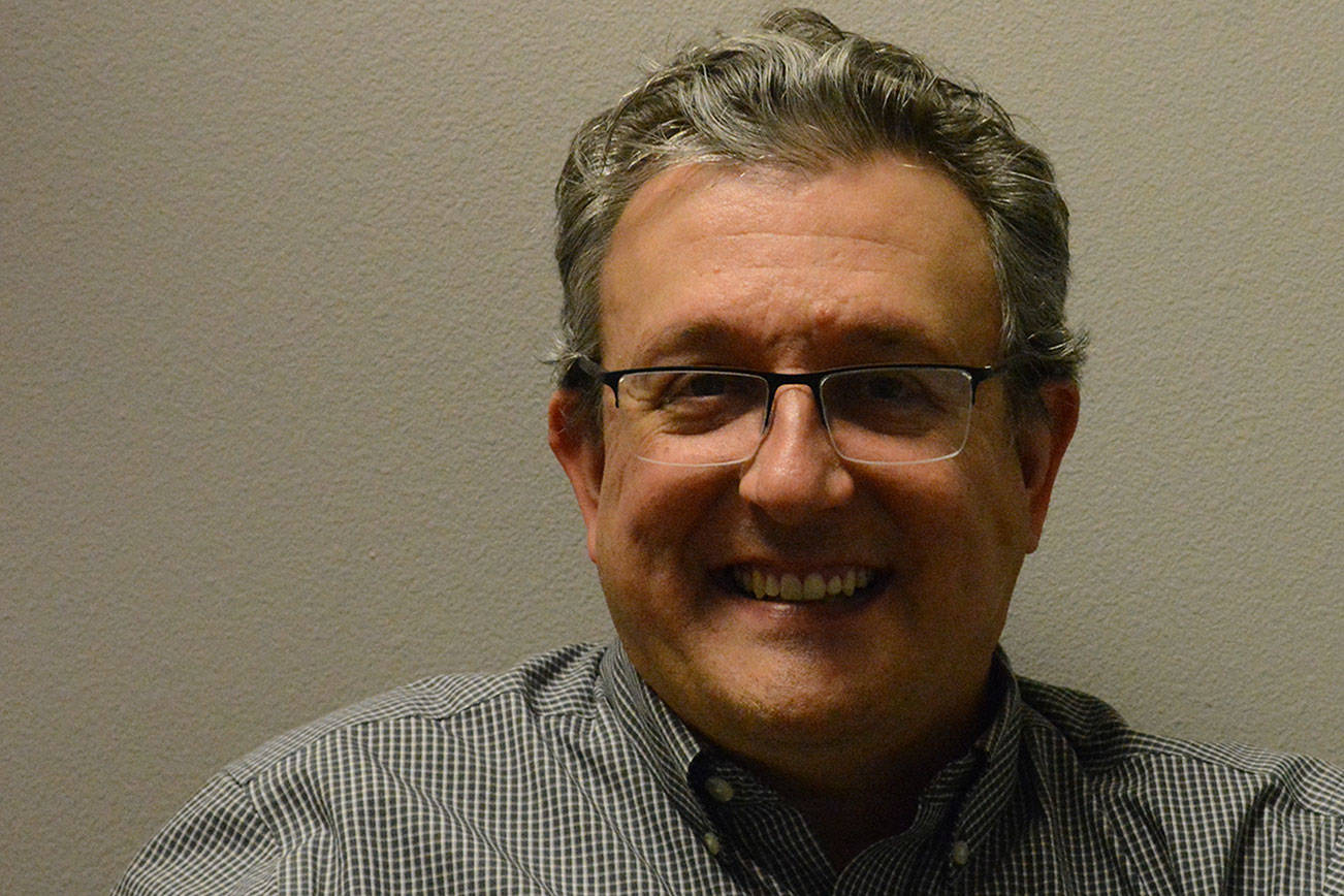 2 run for open spot on Arlington school board