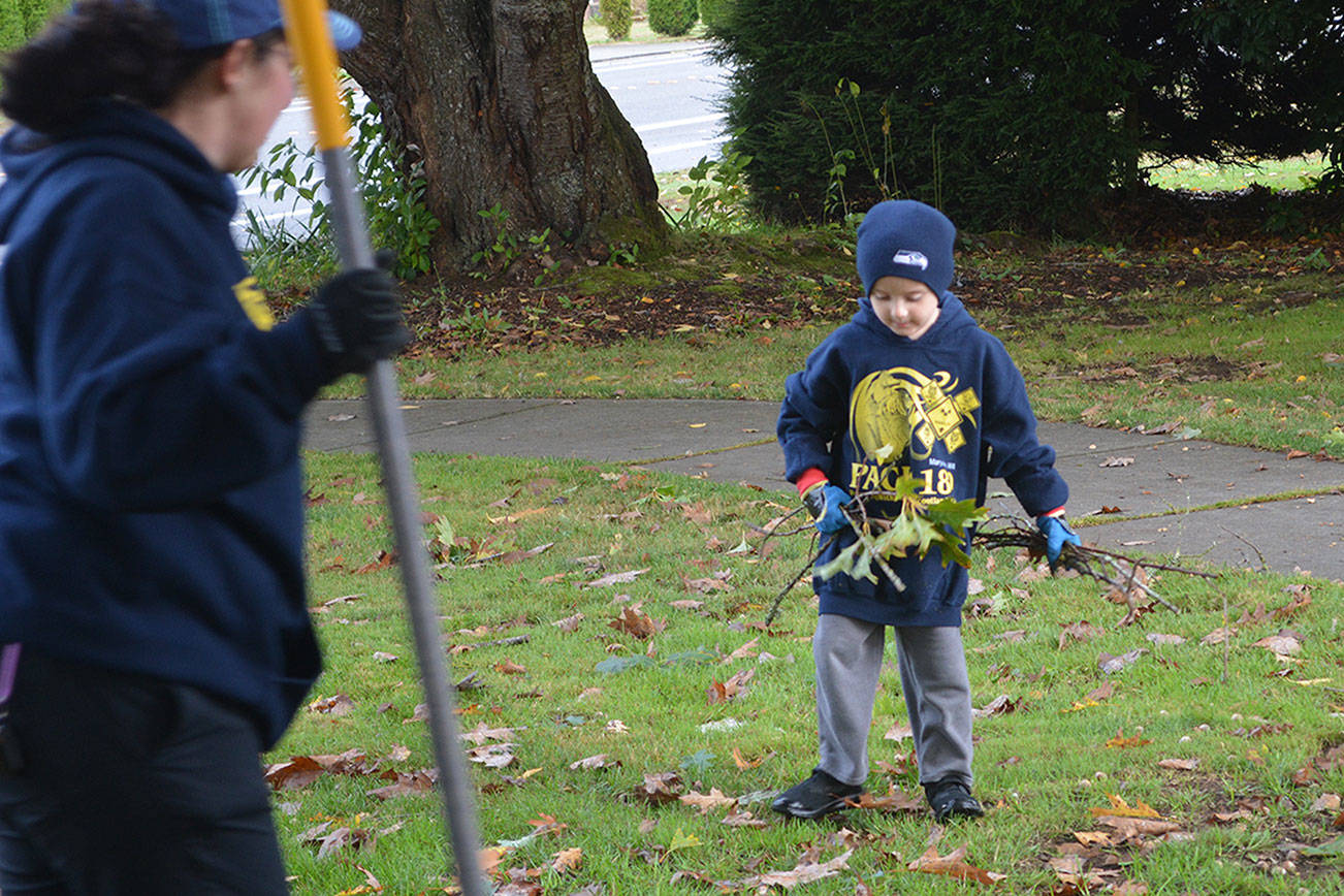 Scouts perform community service work around M’ville