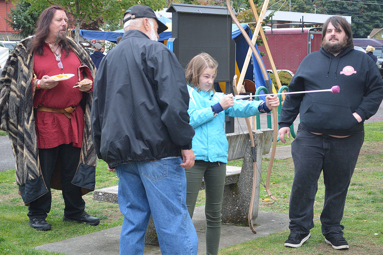 All aim to have a good time at 3rd Arlington Viking Fest