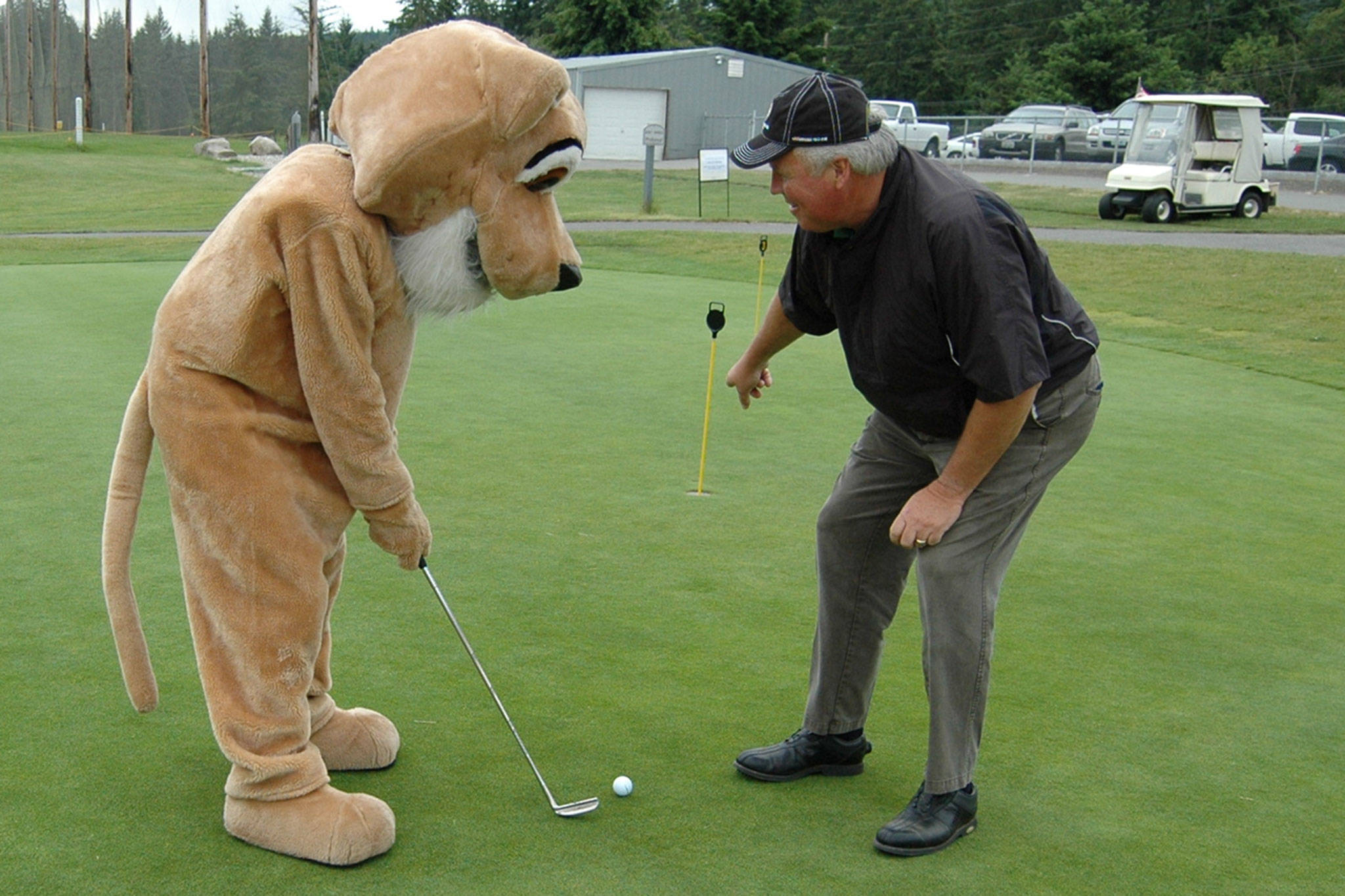 Golf pro irons out retirement plans