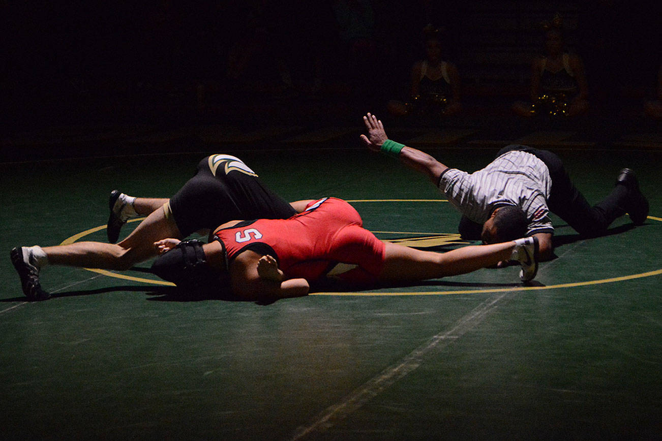 Tuesday sports roundup: M-P beats Arlington surprisingly easily (slide show)