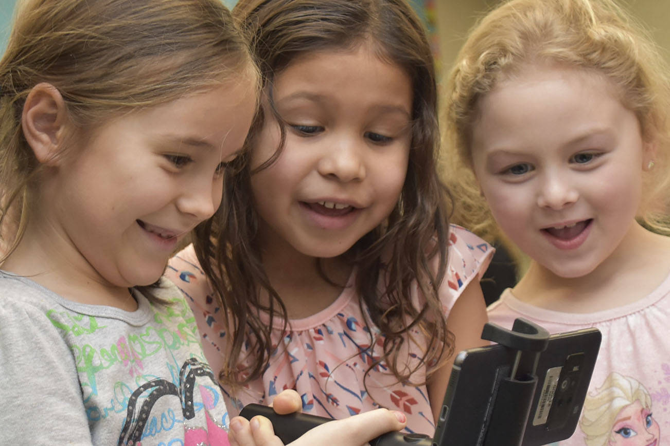 Google brings augmented reality to Kent Prairie Elementary School