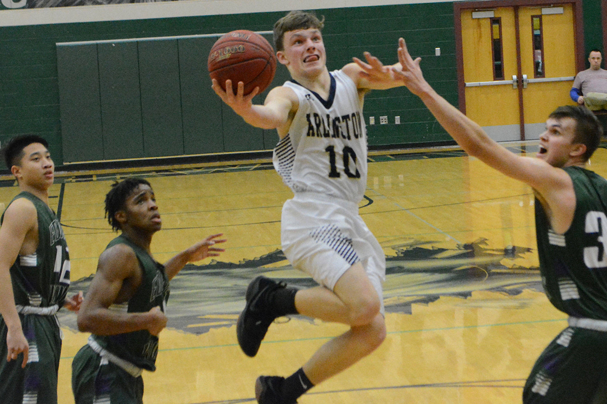 M-P wins district crown, Arlington 3rd; both play at state Saturday (slide show)