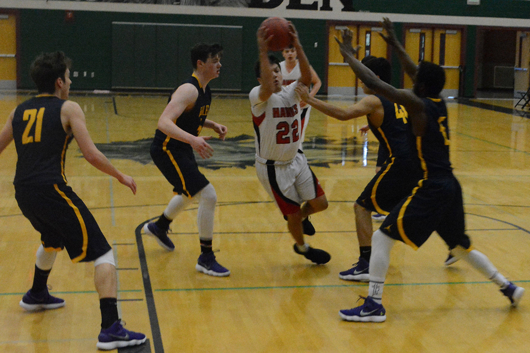 Tulalip Heritage advances to play at state in Spokane (slide show)