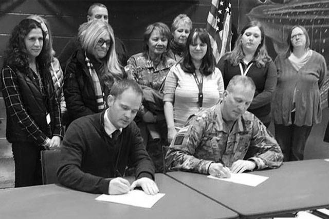 Army reserves to help Shoultes students with citizenship