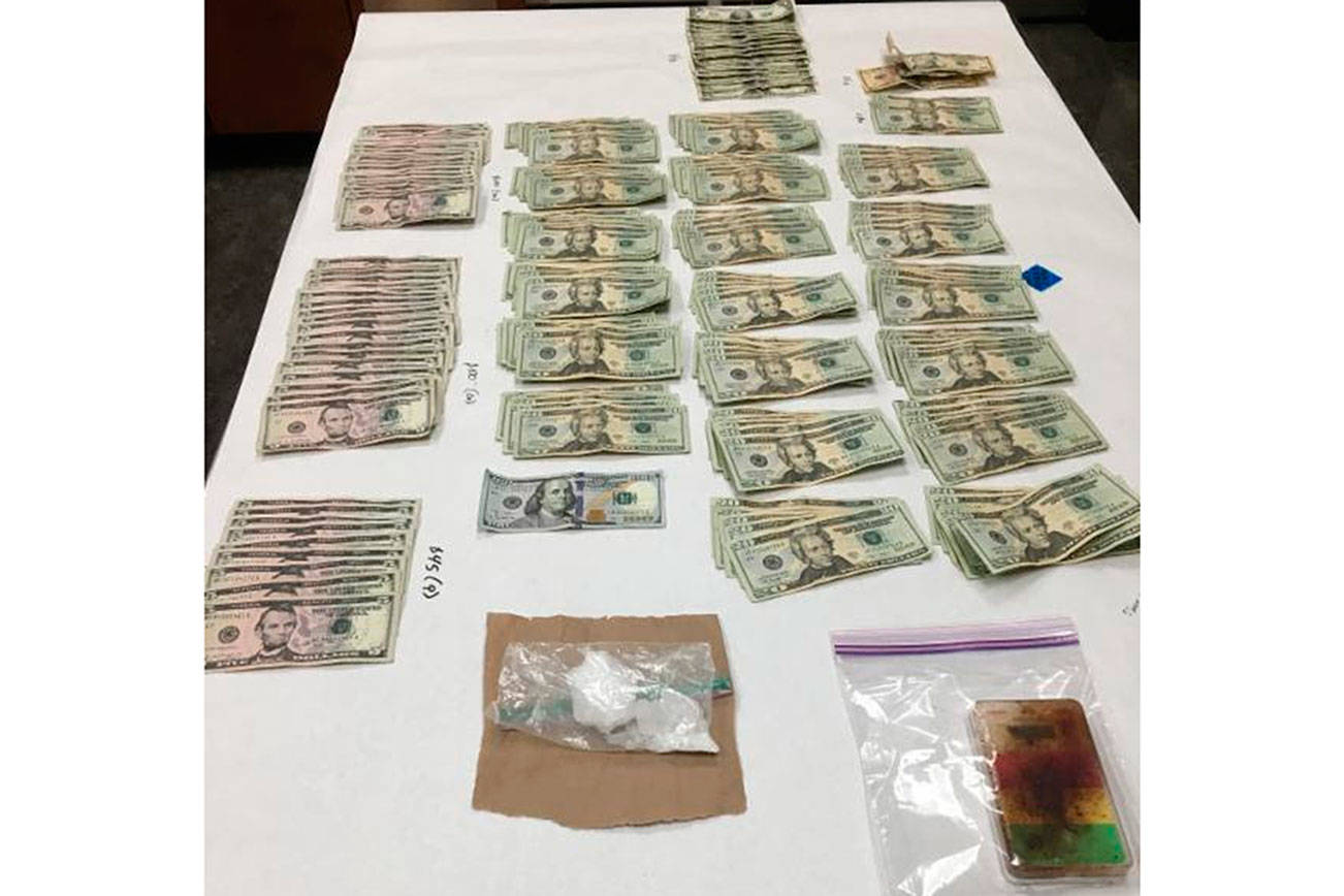 Cash, meth seized in Arlington drug bust
