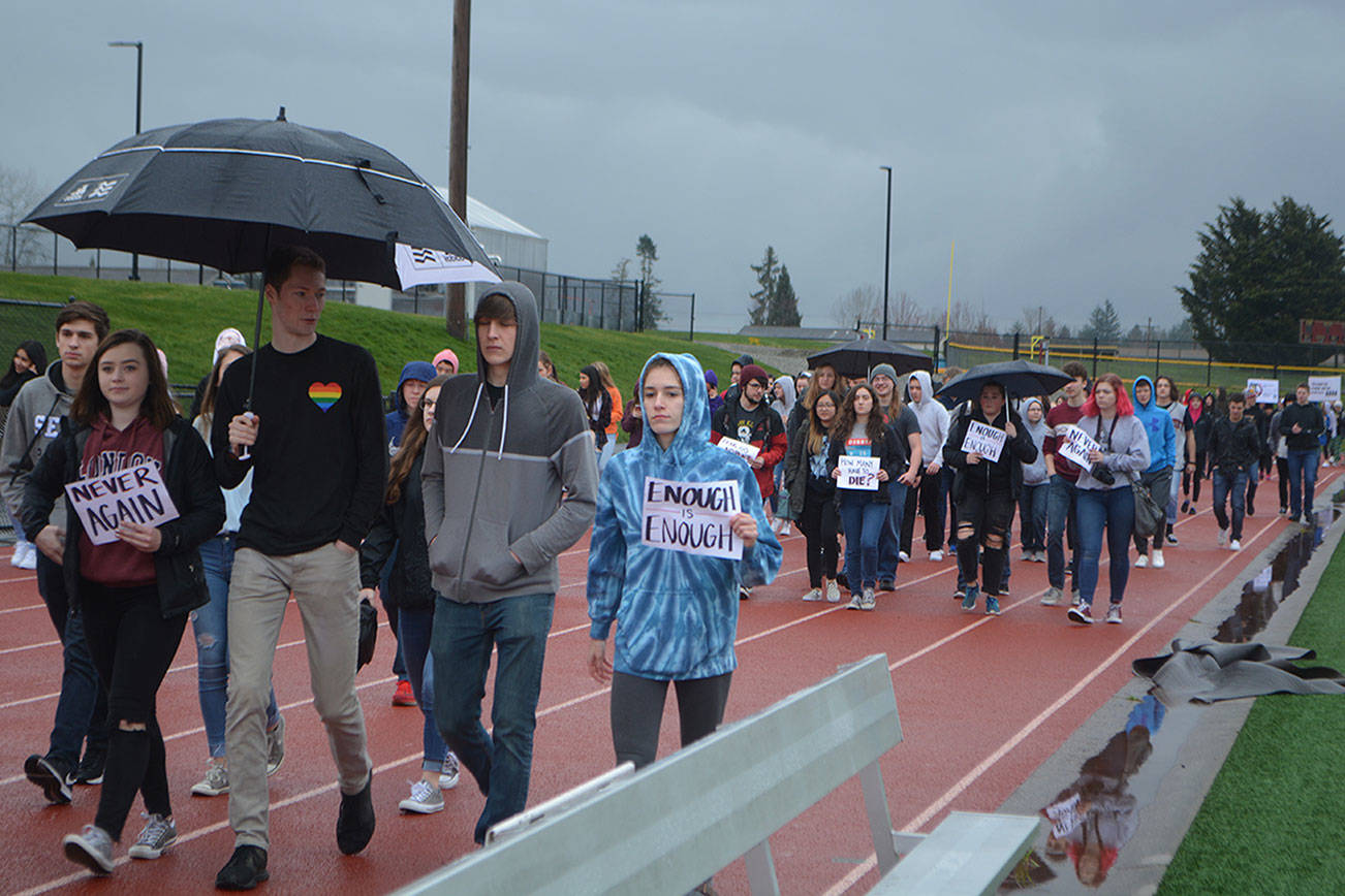 Lakewood students walk out in support of safe schools but also in protest against violence