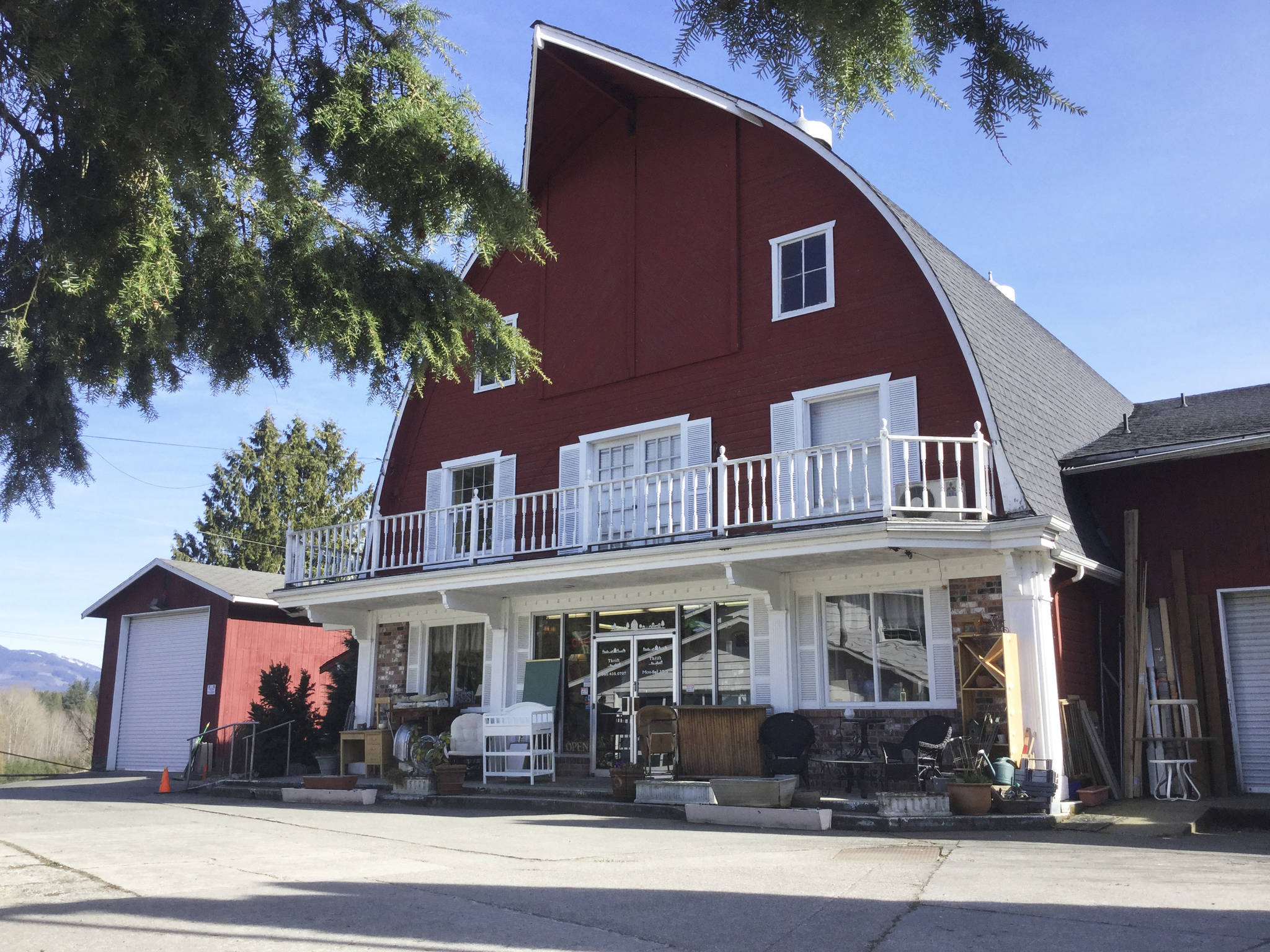 Arlington thrift store helps disabled seeking on-the-job training skills