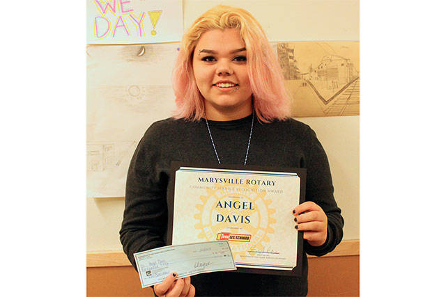 4 get community service awards