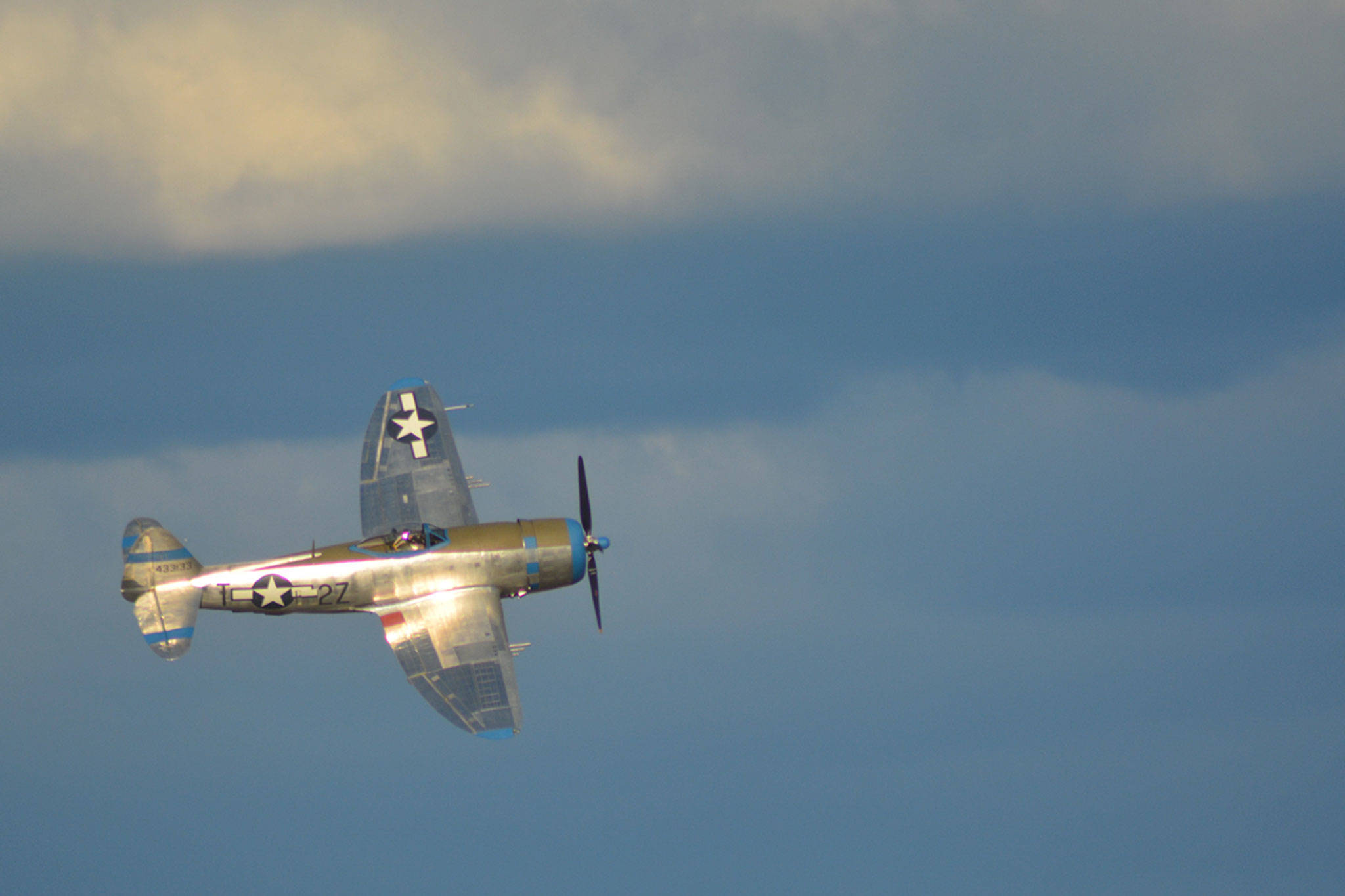 Drones steal the show on Day 2 of Arlington Fly-In	(slide show)