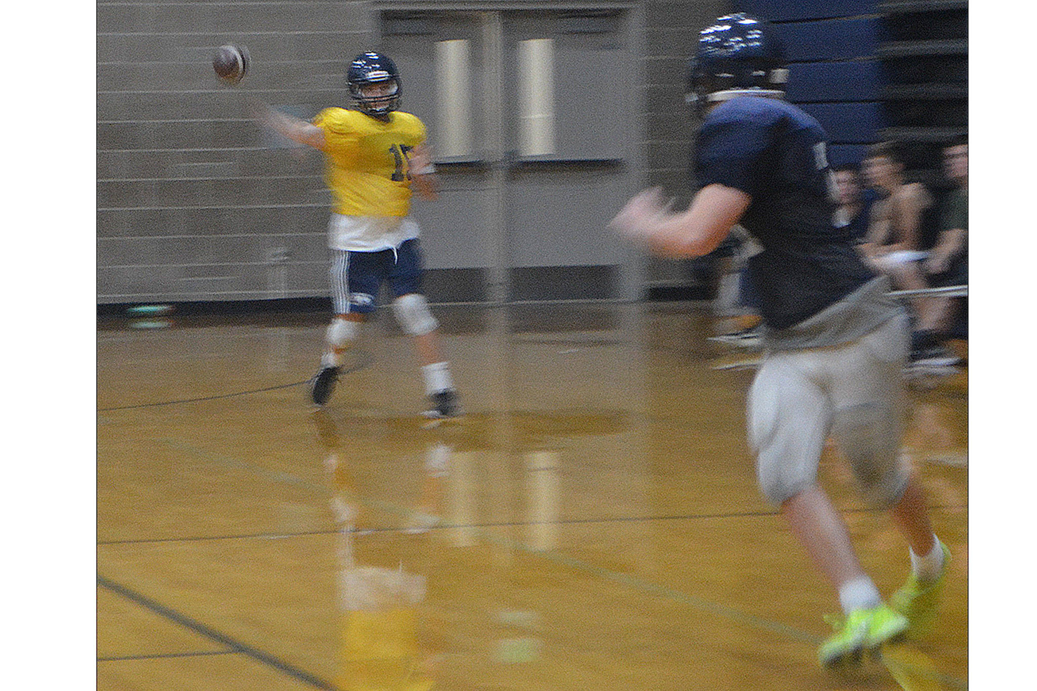 Despite the haze, it’s crystal clear who the Eagles QB is (slide show)