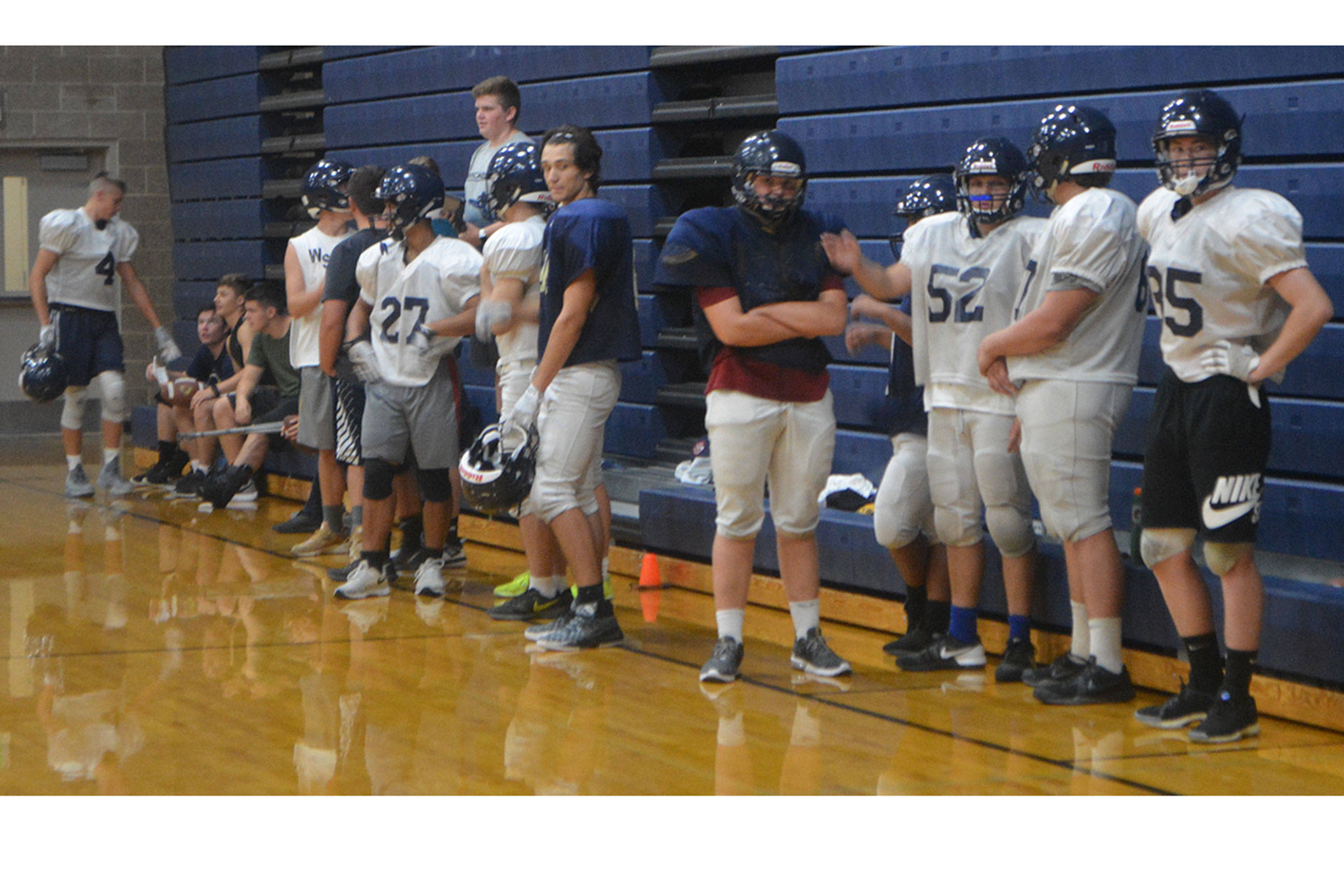 Despite the haze, it’s crystal clear who the Eagles QB is (slide show)