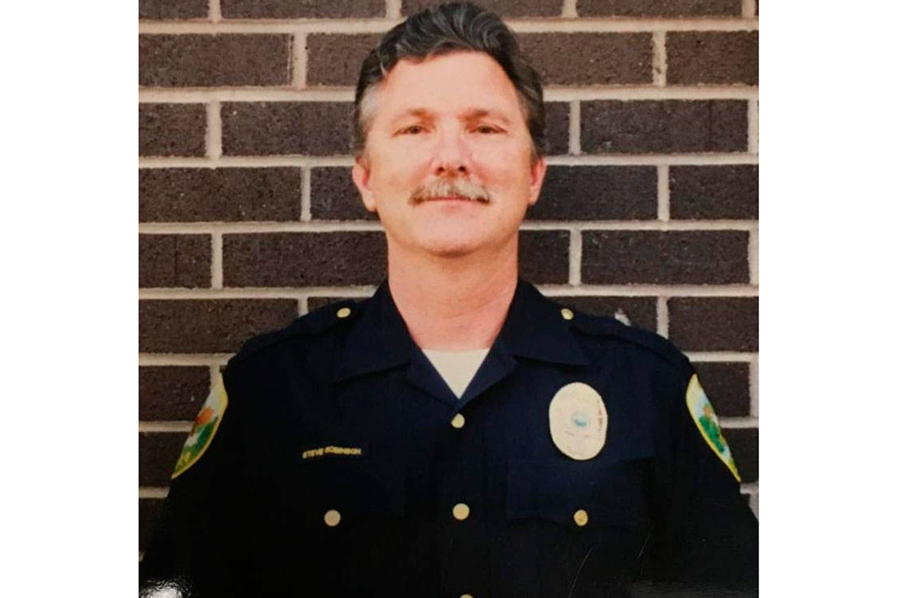 Retired Arlington police chief dies