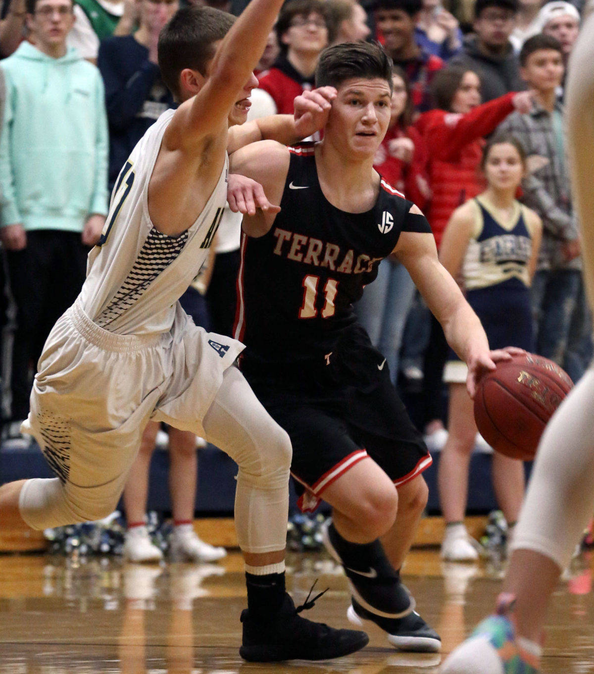 Arlington girls win, boys lose a heart-breaker (slide show)