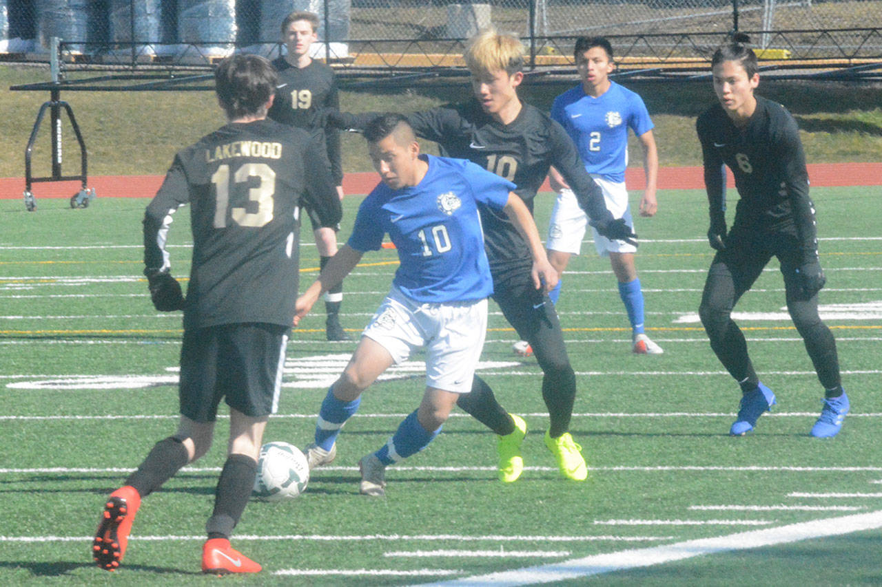 Lakewood falls to N. Mason in boys soccer (slide show)