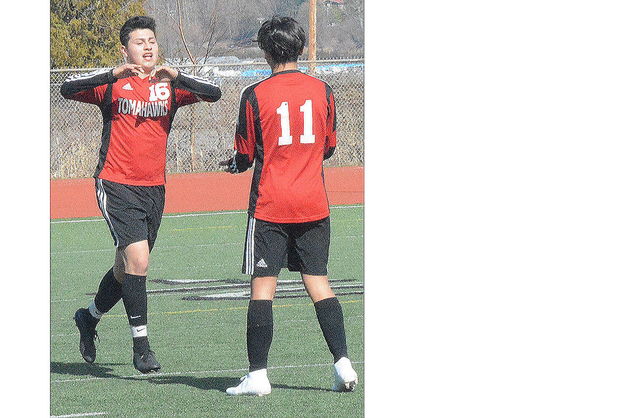 M-P blanks Bellingham in boys soccer 6-0 (slide show)