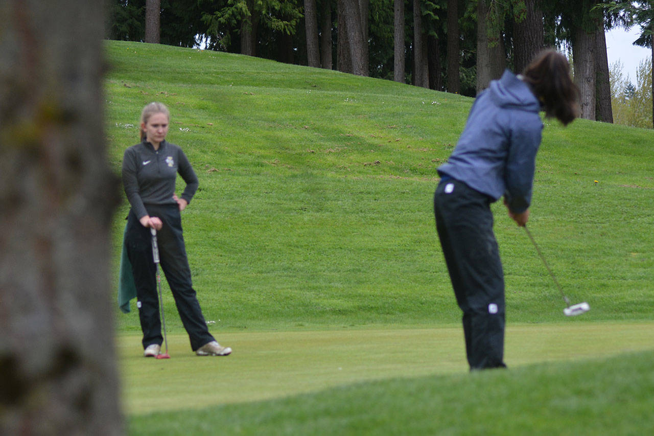 Arlington wins 1-0; MG girls fall; M-P soccer victorious; Lakewood gets a no-hitter