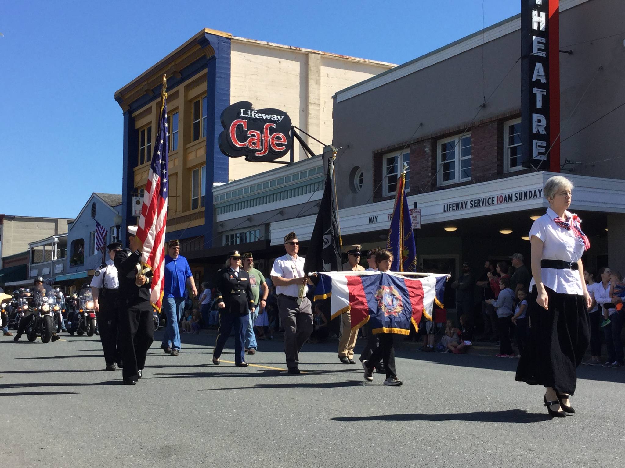 Arlington Memorial Day parade, ceremony honor fallen military (slide show)