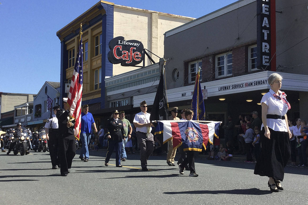 Arlington Memorial Day parade, ceremony honor fallen military (slide show)