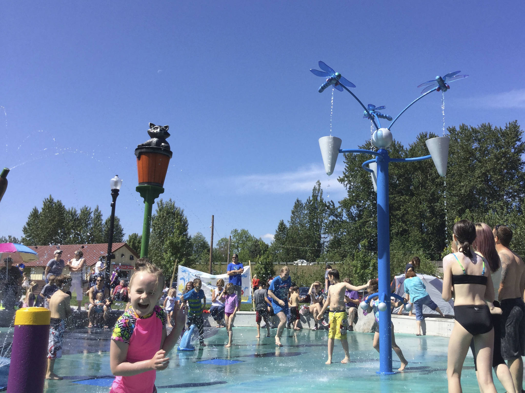 New splash pad opens at Haller Park; worth the wait